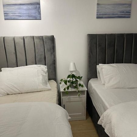 Newsuites Лондон Екстериор снимка